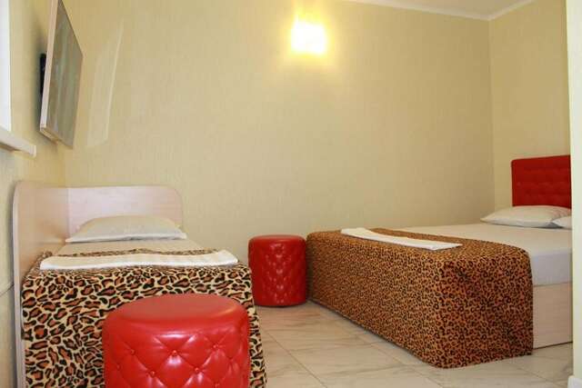 Гостиница Моника Керчь-104