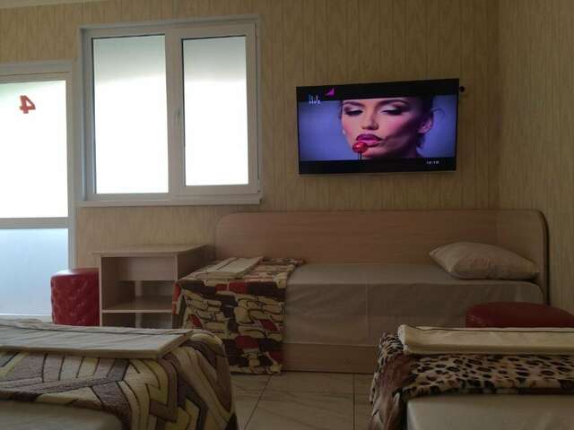 Гостиница Моника Керчь-97